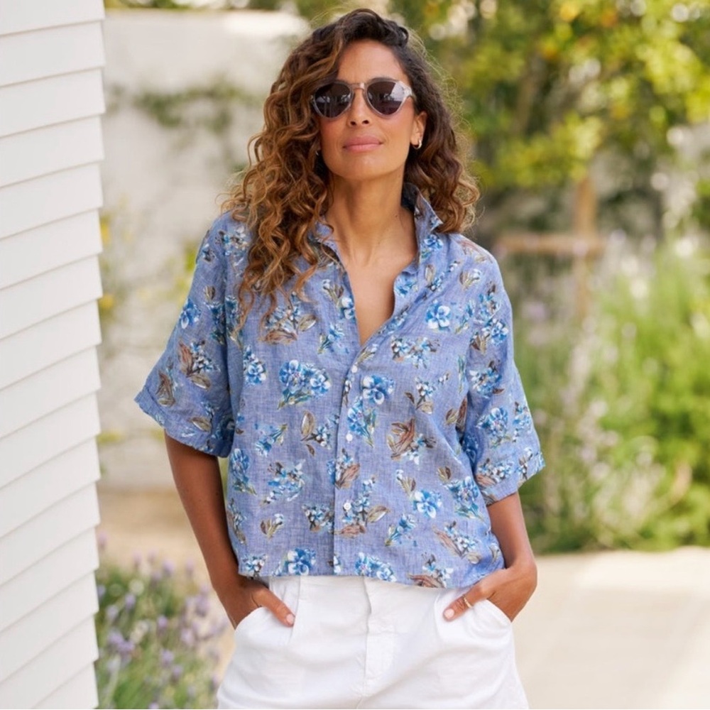 Rosie Short-Sleeve Italian Linen Button-Up shirt, size S, new w orig packaging